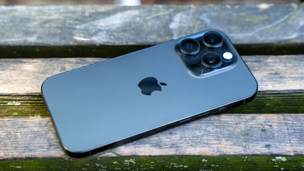 iPhone 16 Pro Black Titanium