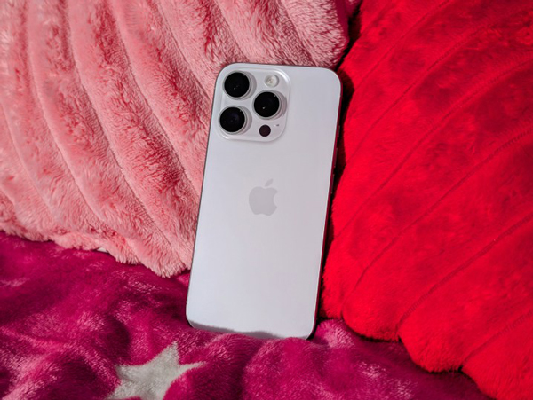 iPhone 16 Pro White Titanium