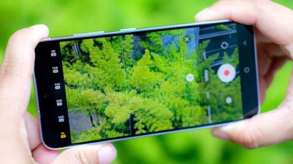 Galaxy S25 Plus còn hỗ trợ chế độ chụp ảnh góc siêu rộng